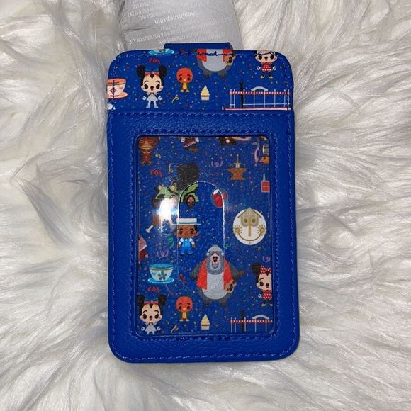 Disney Parks Cardholder - Picture 4 of 7